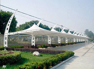 滄州<font color='red'>膜結(jié)構(gòu)車(chē)棚</font>【滄州會(huì)友線纜公司等】施工案例