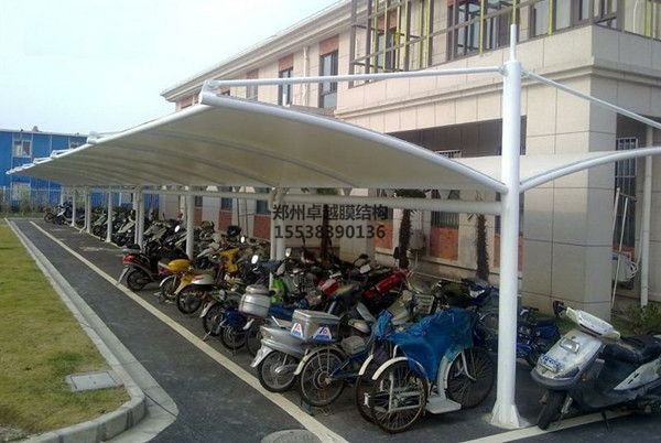 玉溪市<font color='red'>膜結(jié)構(gòu)車(chē)棚</font>【云溪香料公司等】施工案例