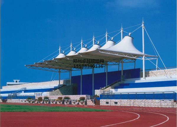 麗江<font color='red'>膜結(jié)構(gòu)車(chē)棚</font>【大自然生物公司等】施工案例