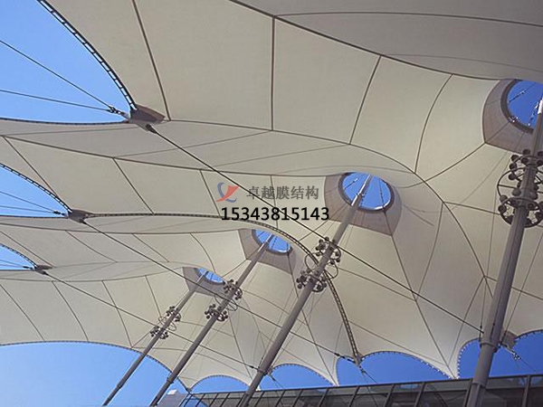 膜結(jié)構(gòu)多少錢一平方？
