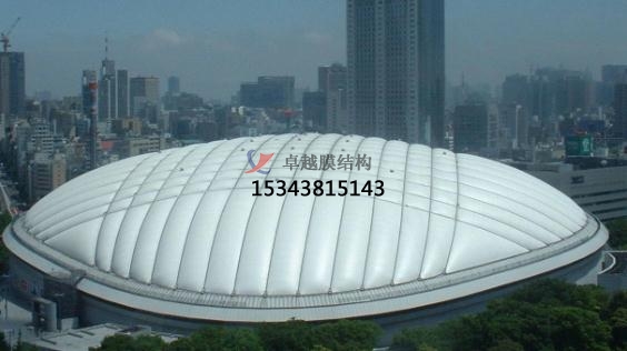 在“大棚”里，你甚至可以打網(wǎng)球