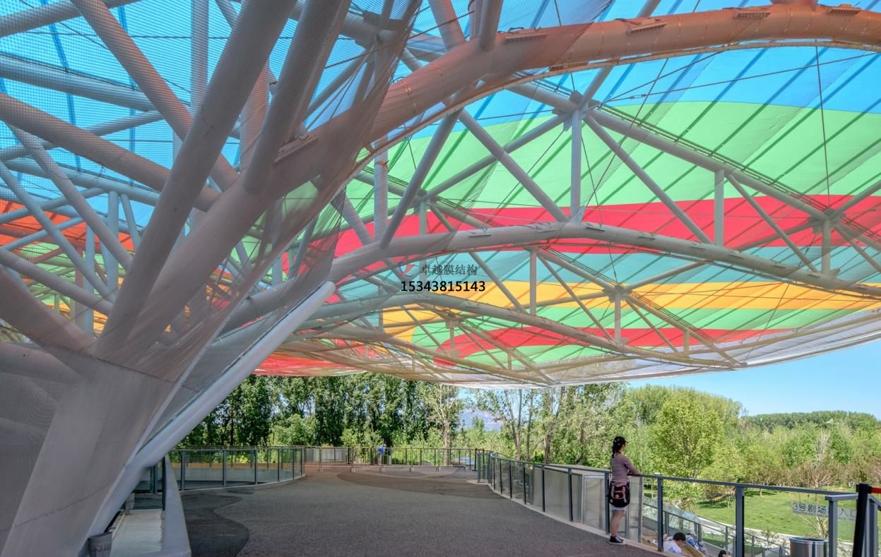 ETFE彩色膜做成的大蝴蝶到底有多炫？