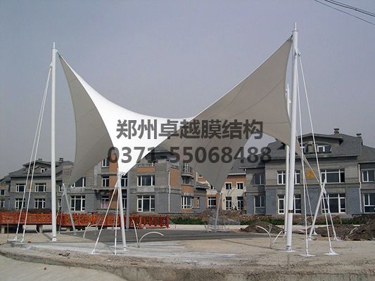 西安張拉膜遮陽棚生產(chǎn)廠家設(shè)計(jì)施工【西安航空學(xué)院張拉膜遮陽棚】等項(xiàng)目