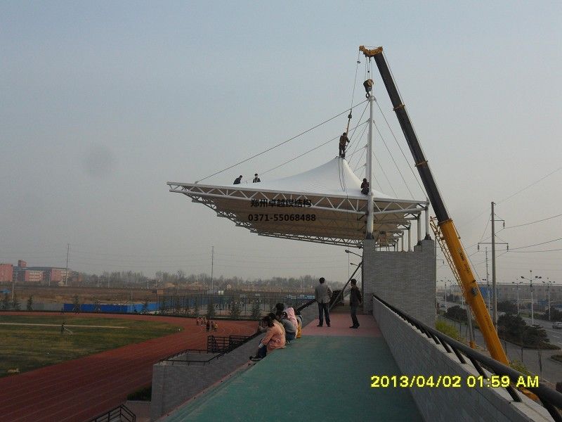 膜結(jié)構(gòu)出入口是如何安裝的？